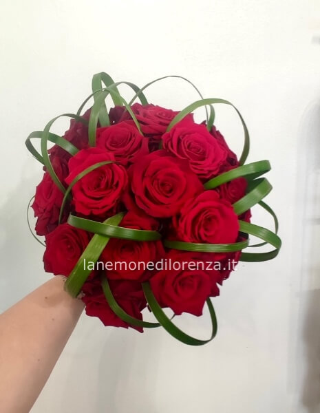 Bouquet da 15 rose rosse