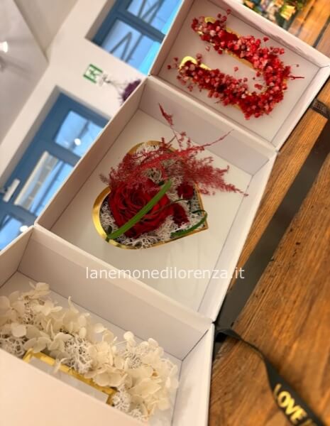 BOX "I LOVE YOU" CON COMPOSIZIONE STABILIZZATA 